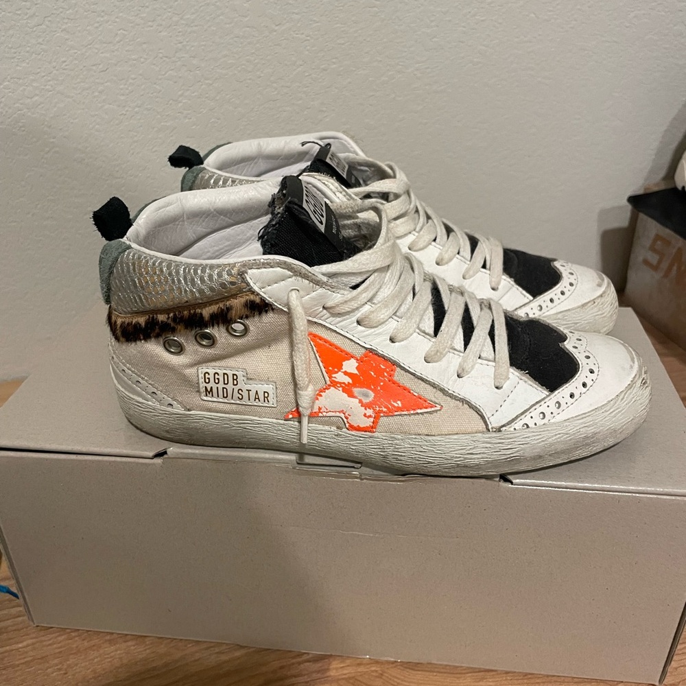 Golden Goose Mid Star Sneakers